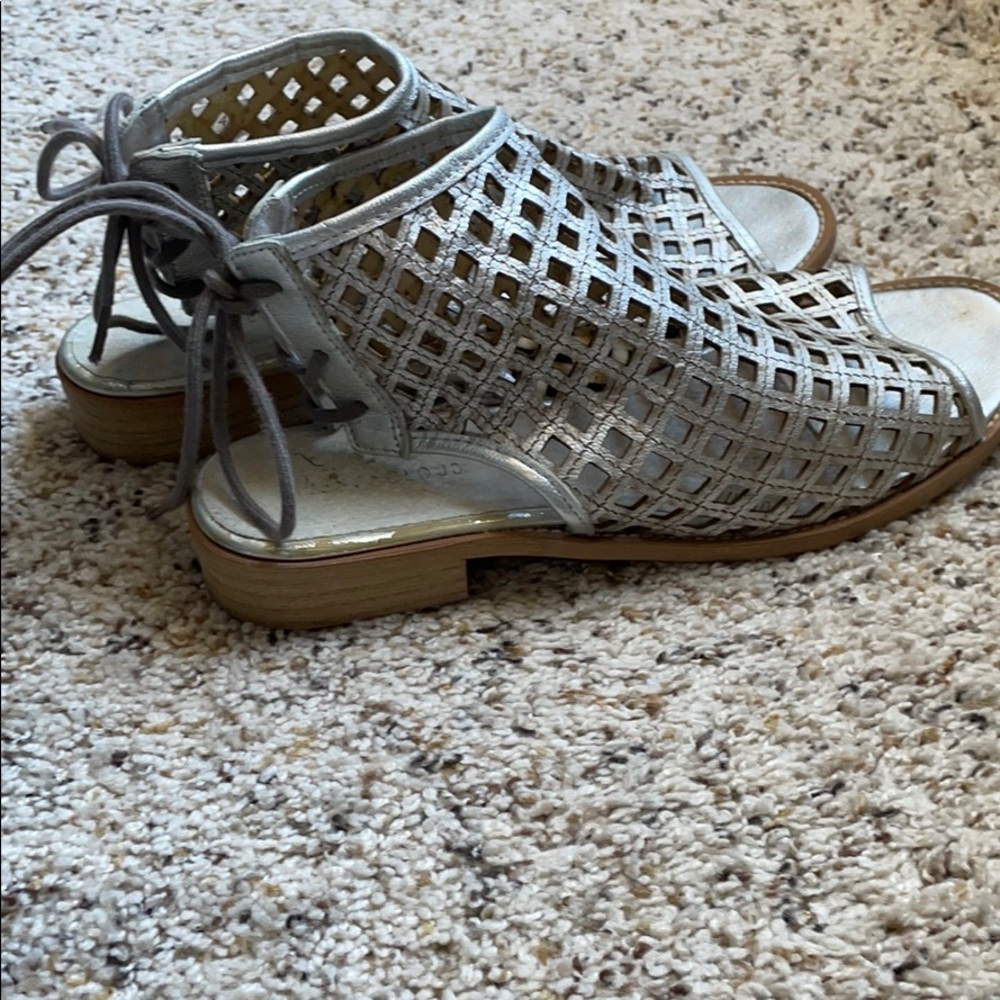Leather sandals